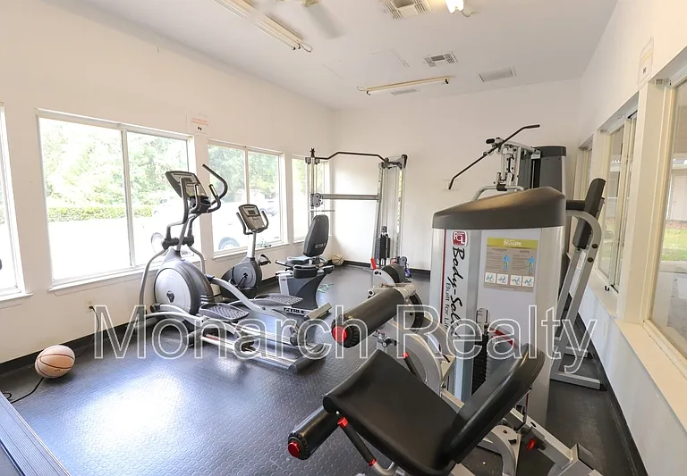 4000 SW 23rd St #3-302 — Photo 18