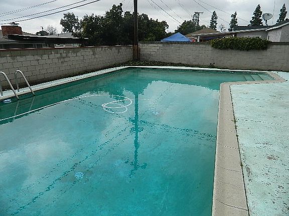 4th image of 13938 McGee Dr