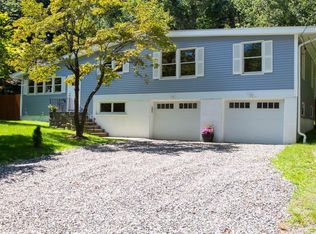 21 Pleasant Rise, Brookfield, CT 06804