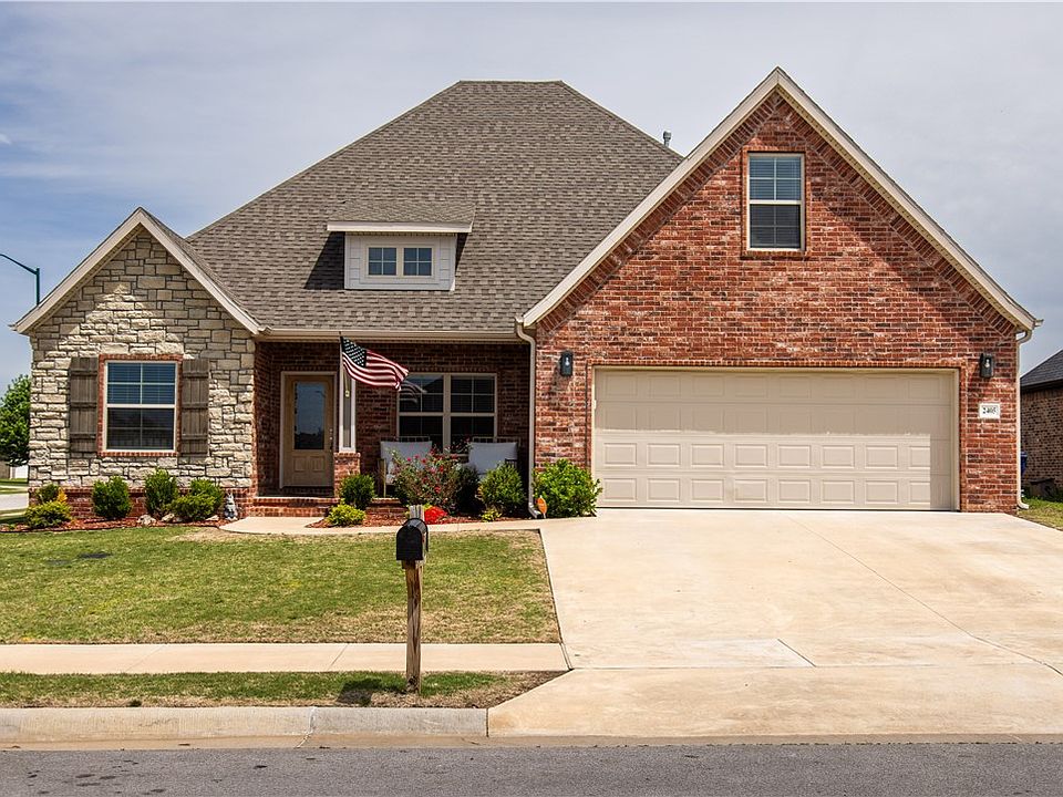 1st image of 2405 Elisabeth Ct