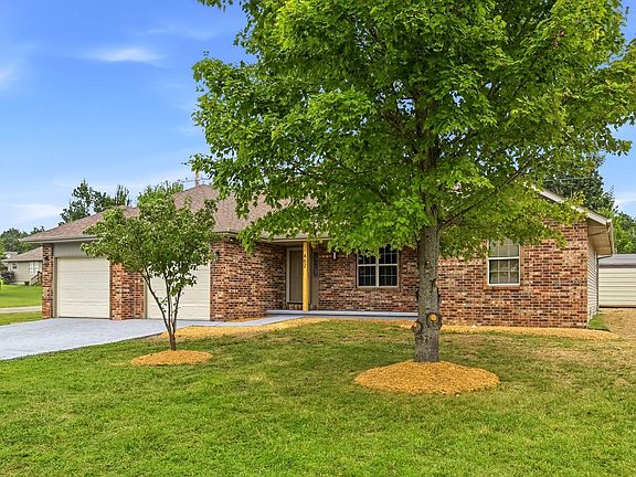 2nd image of 462 Waterwheel Avenue