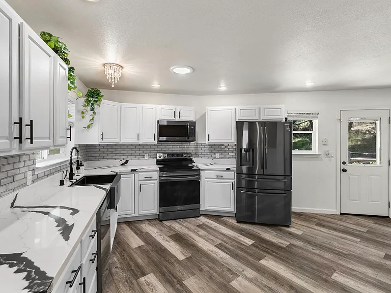 21723 E Hacienda Dr — Photo 9