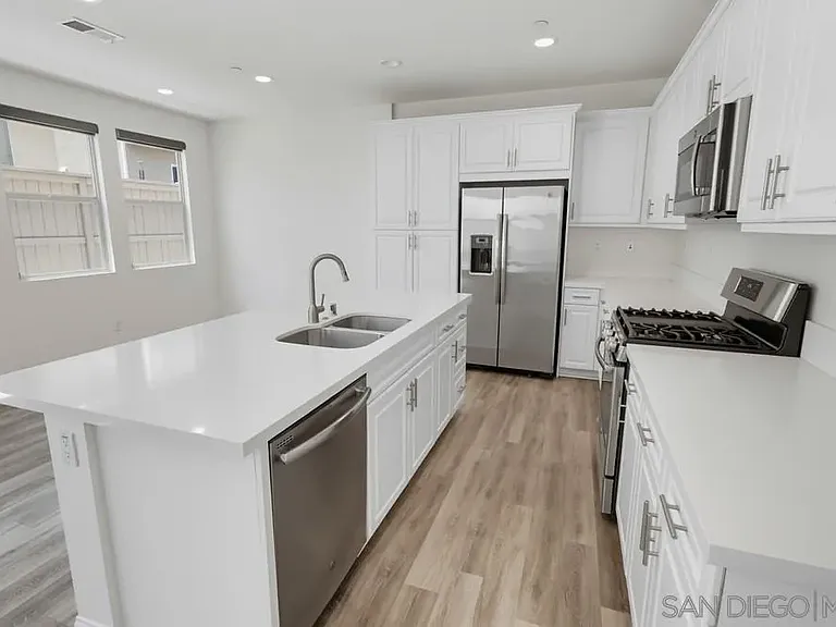 1041 Sea Glass Way — Photo 16