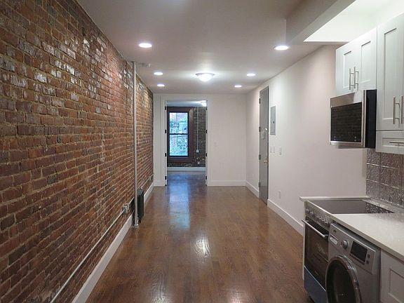 2nd image of 475A Hicks St APT 3A