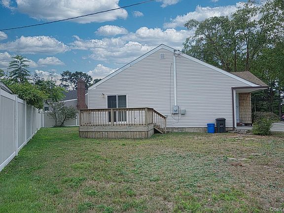 4th image of 108 Glen Road