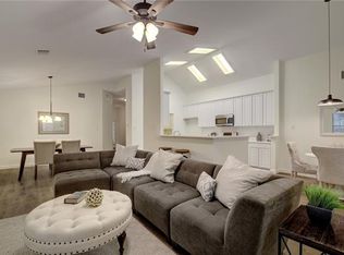 10613 Hendon St, Austin, TX 78748