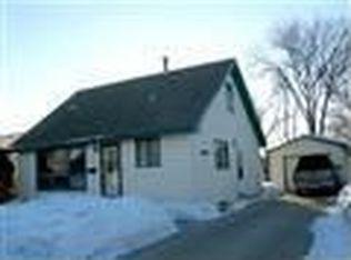 1608 1st St SE, Minot, ND 58701