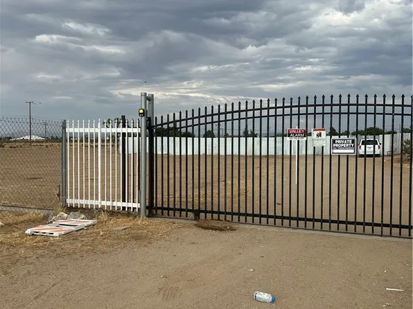 11481 Aster Rd, Phelan, CA 92371