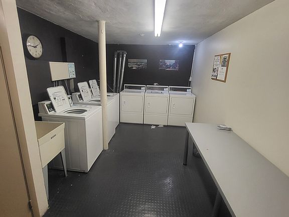 5th image of 110-112 Babcock St #23