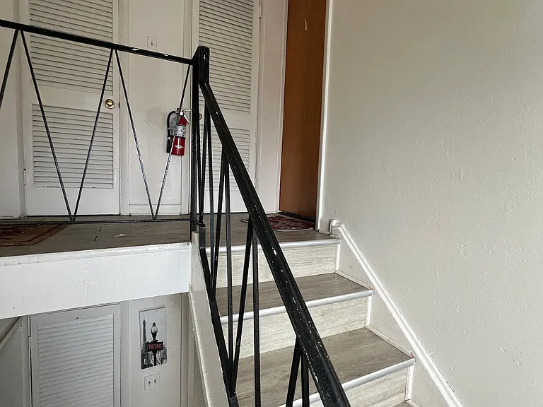 3360 N Howard St #5 — Photo 1