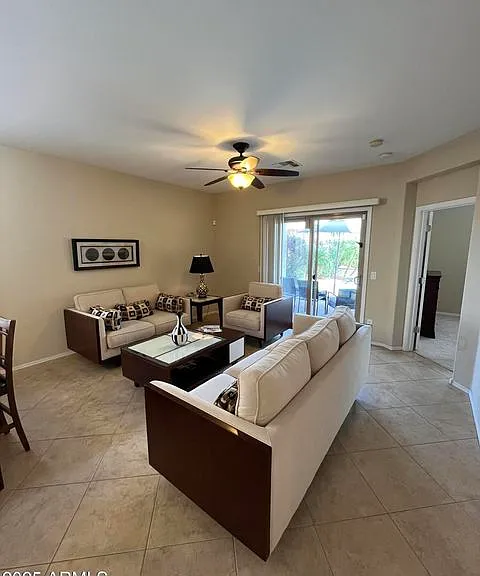 26087 W Tonto Ln — Photo 6