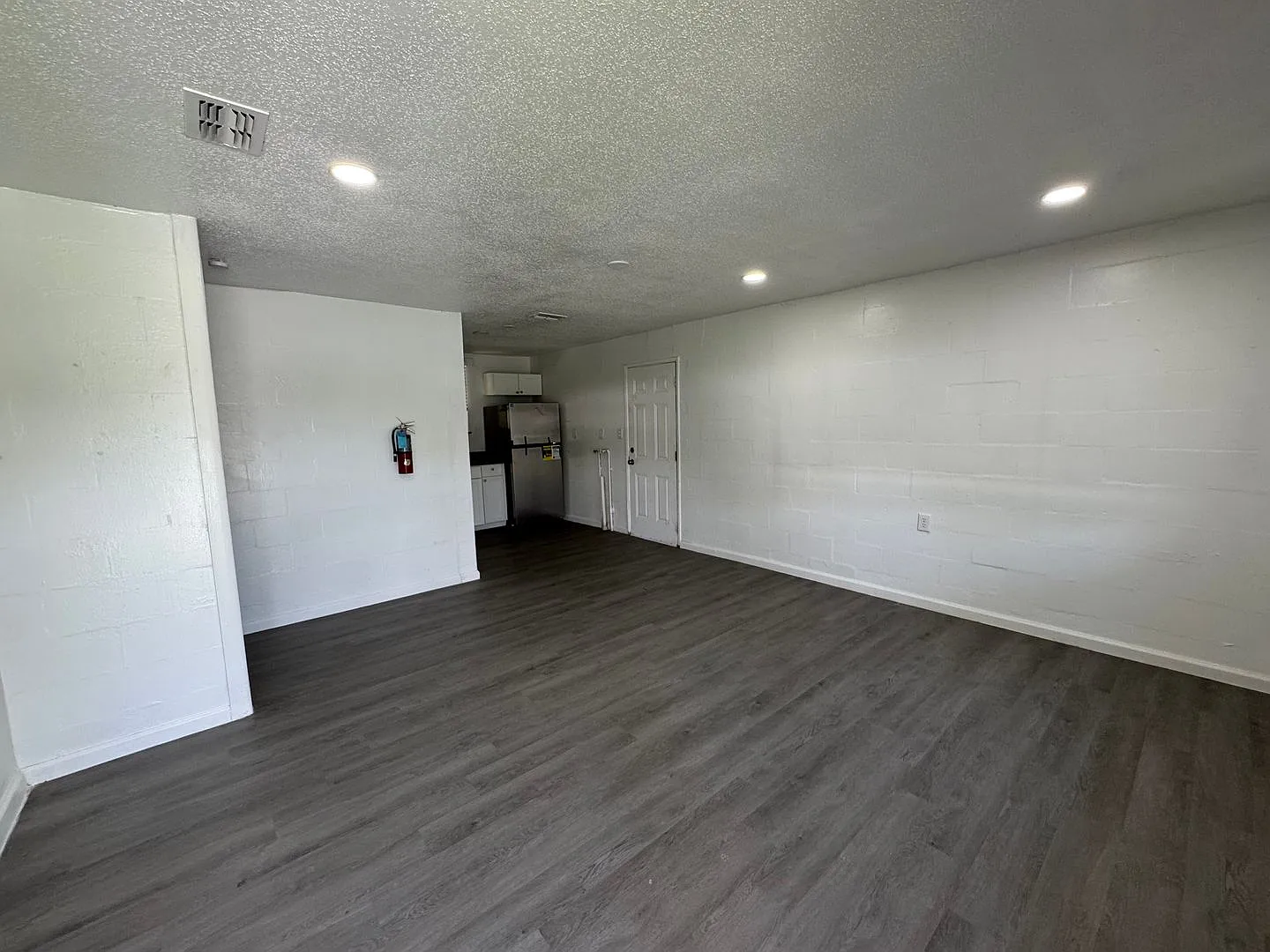 Horizon Circle Apartments — Photo 3