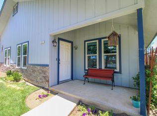 2237 N 10th Ave, Hanford, CA