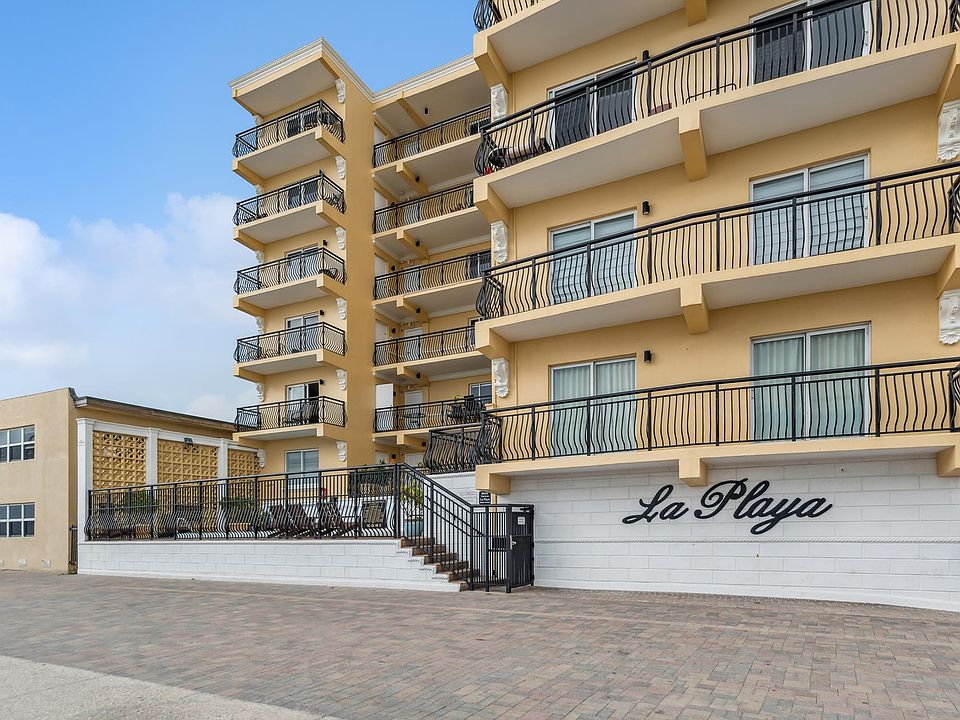 1st image of 1815 N Surf Rd APT 403