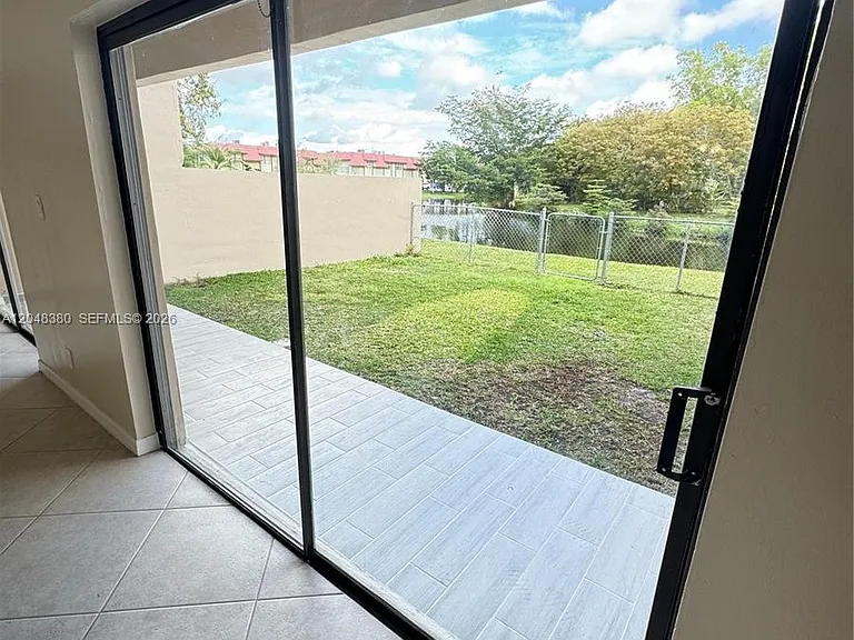3167 Coral Springs Dr #123 — Photo 8
