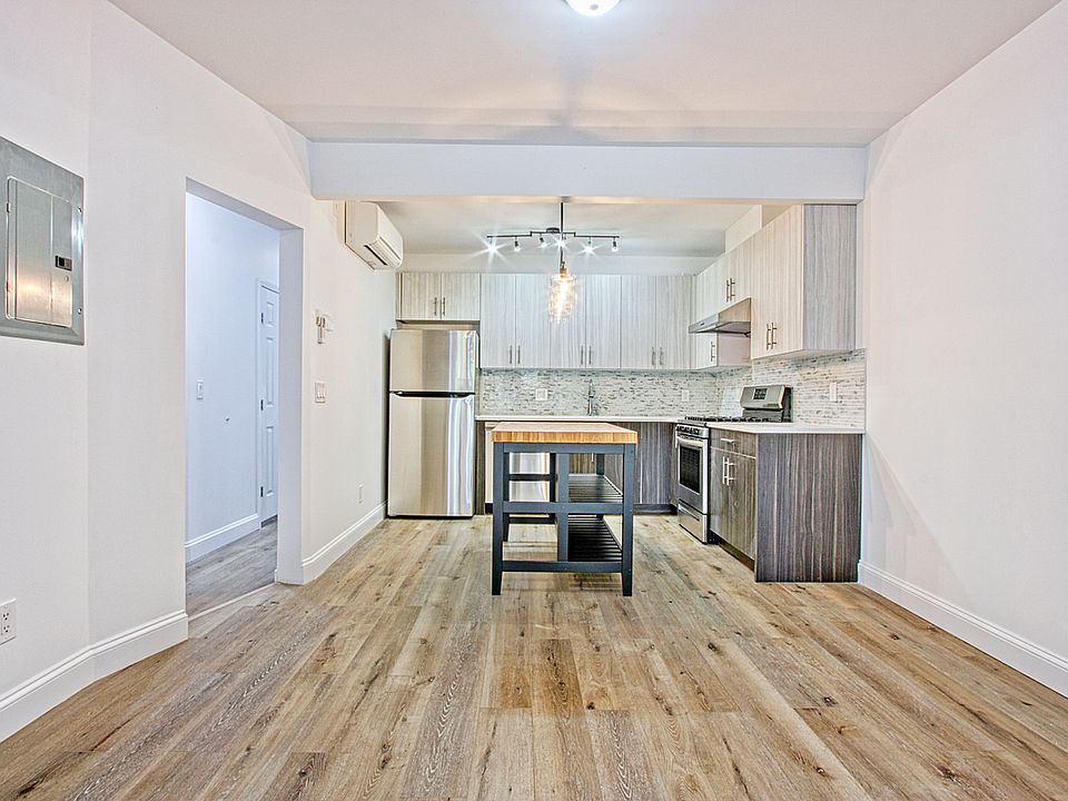 1st image of 147 Lefferts Ave Floor 2