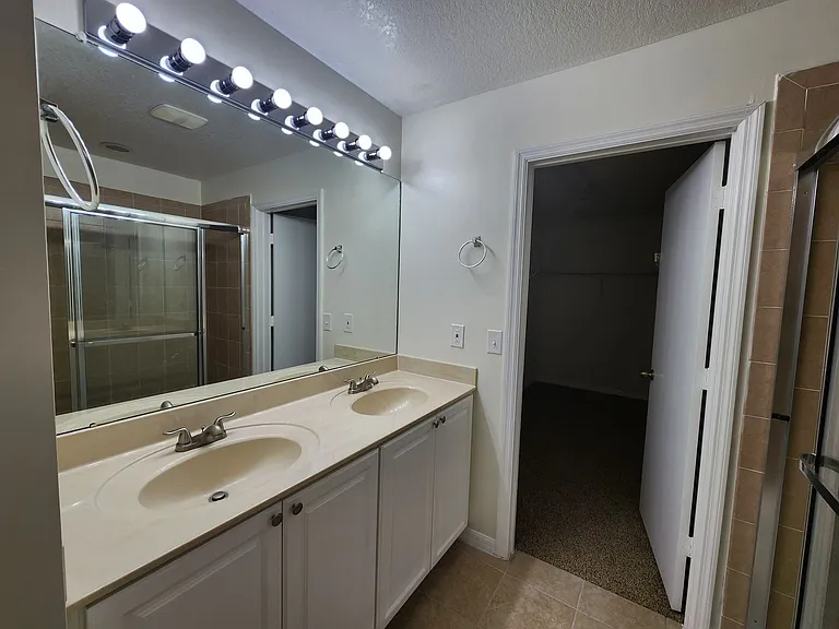 18261 Minorea Ln — Photo 17