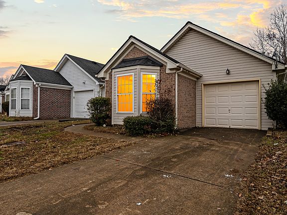 3rd image of 3086 Penn Meade Way