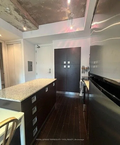 10 Morrison St #410 — Photo 14