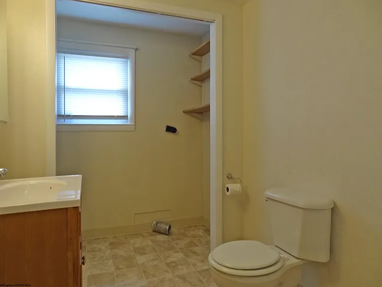 2726 Stewartstown Rd — Photo 22