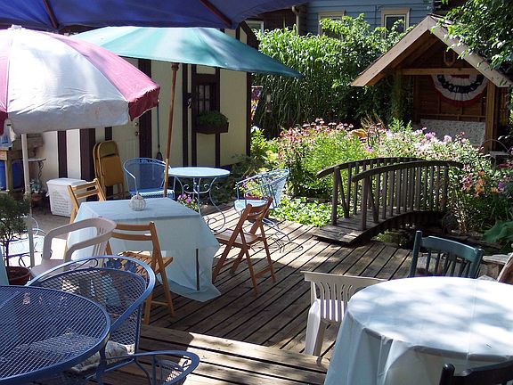 wood deck [back yard]