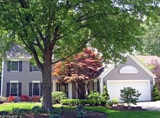 4630 Prestwick Xing, Westlake, OH 44145