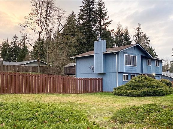 3rd image of 15416 13th Avenue Ct E