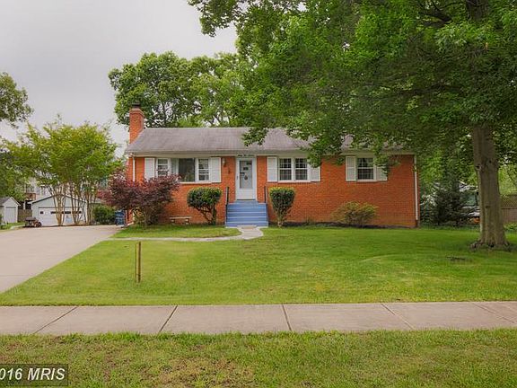 2nd image of 6111 Briarview Ct