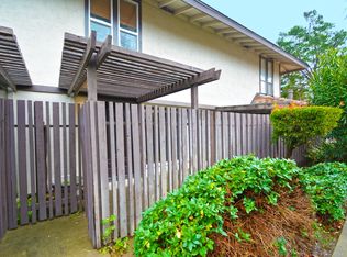 5472 Roundtree Pl APT D, Concord, CA 94521