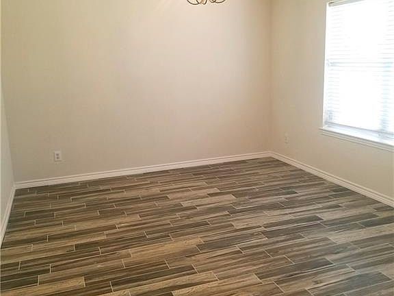 3rd image of 2708 Watercress Dr