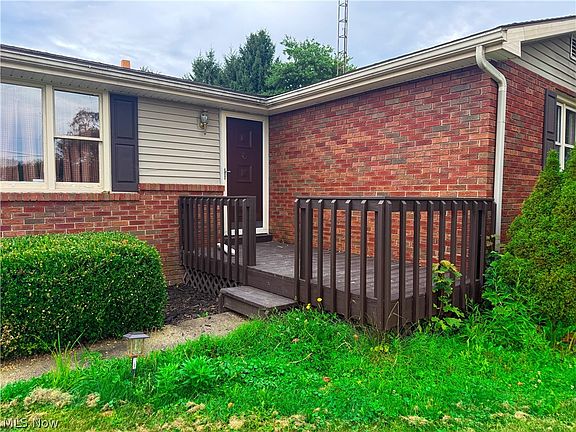 3rd image of 10155 Stookesberry Rd