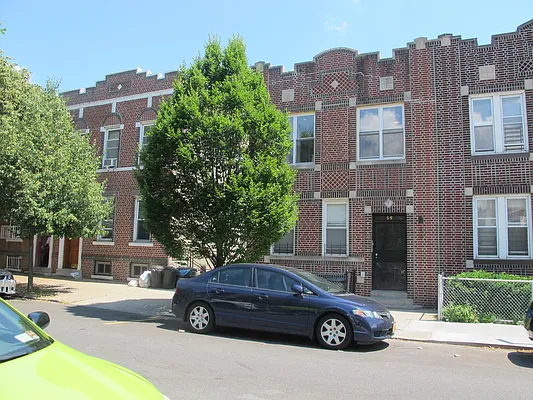 Rented by Dwell Residential Inc | media 19