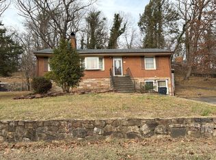 4503 Summit Dr NW, Roanoke, VA 24017