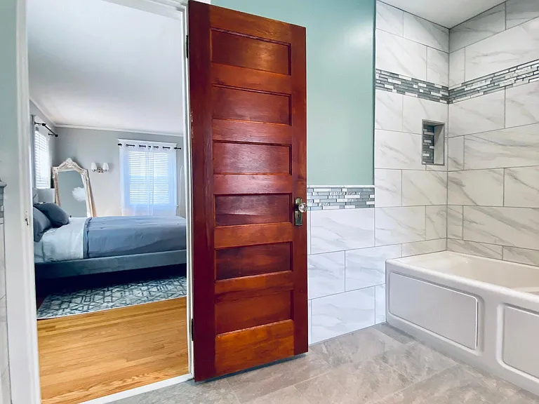 320 Berkeley St — Photo 21