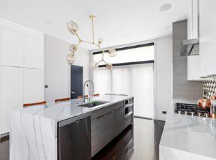 310 N Clinton St APT M, Chicago, IL 60661