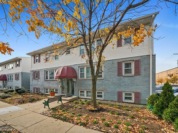 3rd image of 9440 Kelvin Ln APT 3246