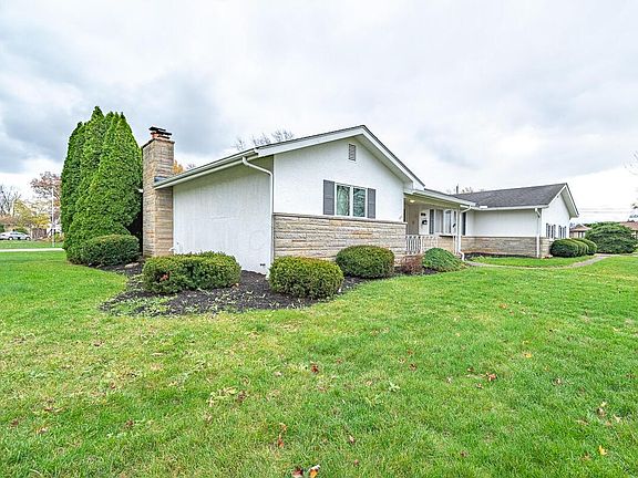 3rd image of 5576 Morgan Ct
