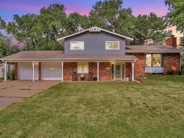2925 Syler Dr, Hutchinson, KS 67502