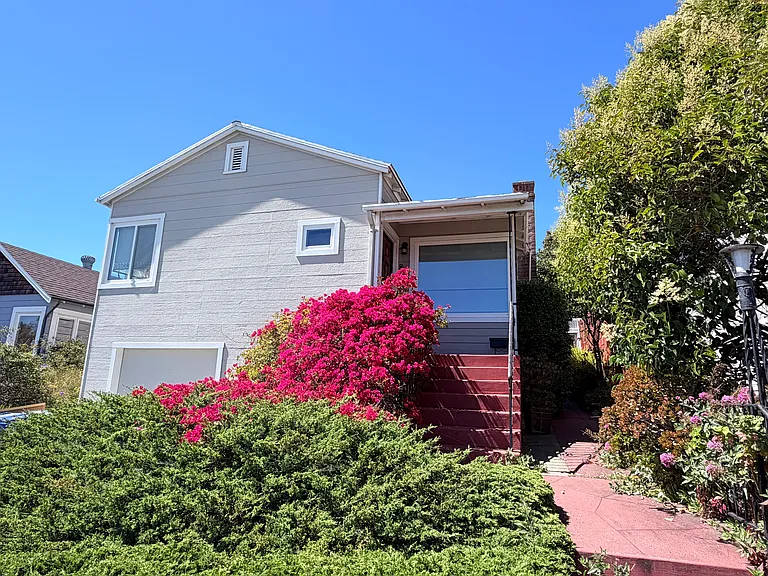 Solano Ave — Photo 1