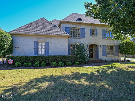 3rd image of 4786 Delbridge Ct E