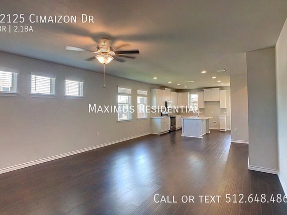3rd image of 12125 Cimaizon Dr