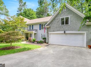 270 Amherst Ct, Sandy Springs, GA 30328