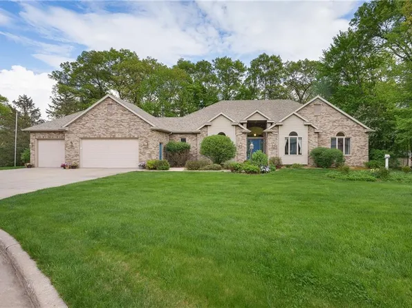 231 Oak Knoll Drive, Chippewa Falls, WI 54729