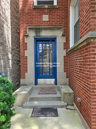 4127 N Mozart St #1 Photo 1