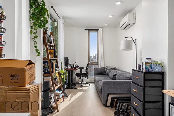 Rented by Rennit Inc. | media 18