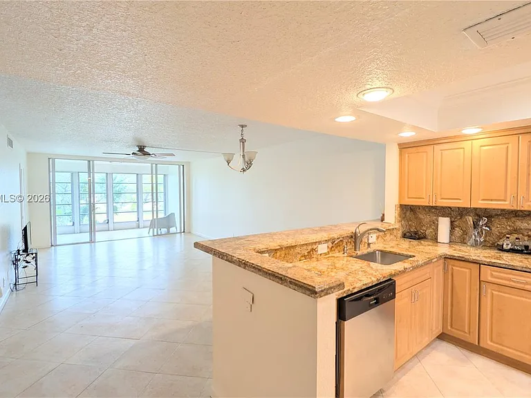 3090 N Course Dr #304 — Photo 4