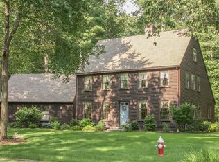 19 Blueberry Bnd, South Hadley, MA 01075