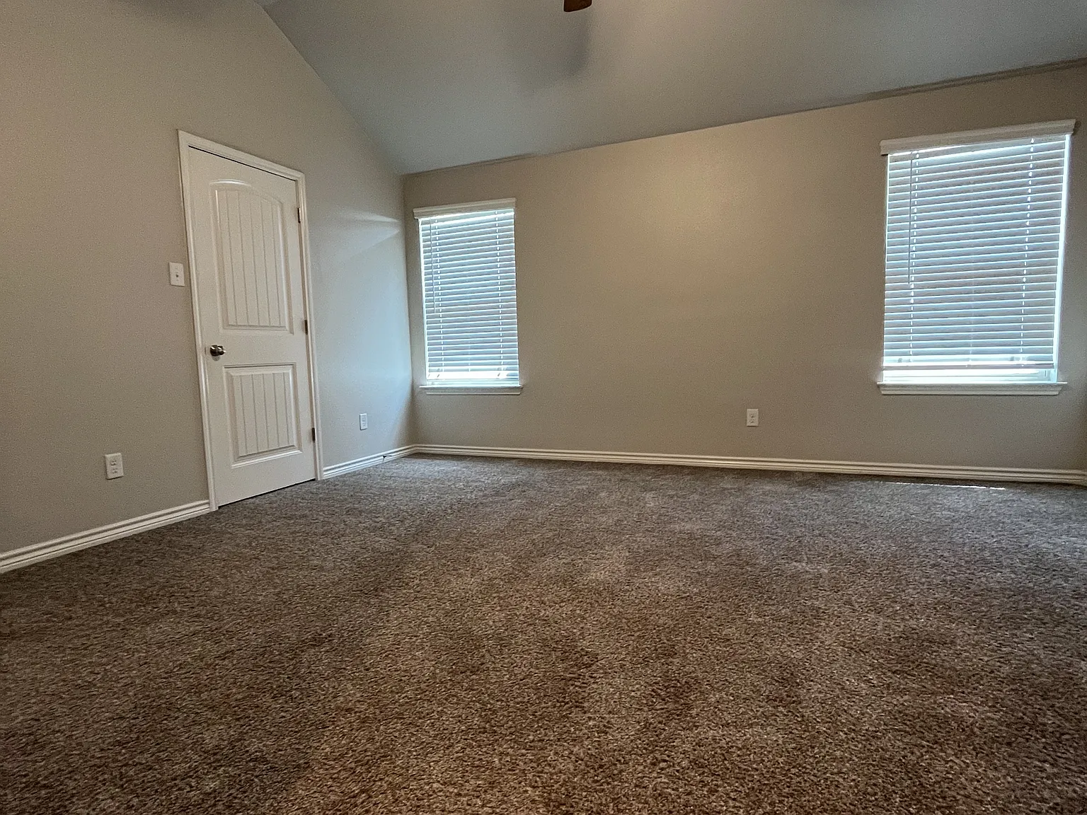 2207 Martin Luther King Junior Boulevard - B — Photo 4