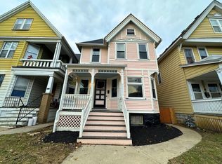 2530 N Oakland Ave, Milwaukee, WI 53211