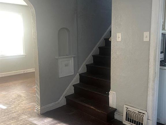 5th image of 6629 Barken Ave